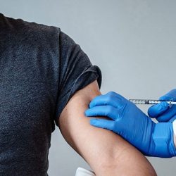 Aşıda yine kaos var: Aile hekimliklerinde Sinovac aşısı yapılamıyor