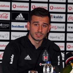 Beşiktaş kaptanı Oğuzhan: "Cenk, takım arkadaşından çok kardeşti"