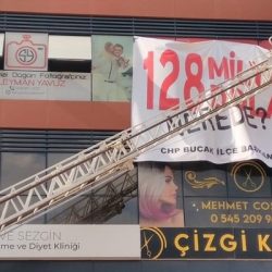 CHP Bucak İlçe Başkanlığı’nın "128 Milyar Dolar Nerede?" pankartına en üst sınırdan ceza