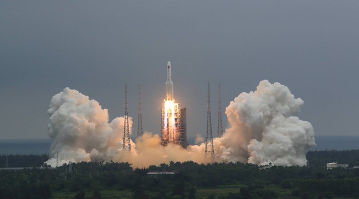 Çin’in uzaya gönderdiği roket, kontrolden çıktı: 10 Mayıs’ta dünyaya düşmesi bekleniyor