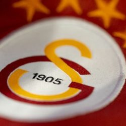 Galatasaray üyeleri, kulüp yönetimini eleştirerek İstanbul Sözleşmesi ilanı verdi
