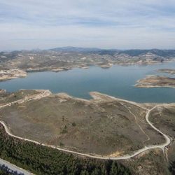 Gördes Barajı'nda maliyet tasarrufu nedeniyle gerekli önlemler alınmamış: "Saniyede 2 bin litre su kaçağı var"