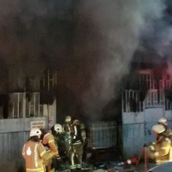 İstanbul'da ambalaj atölyesinde çıkan yangın söndürüldü