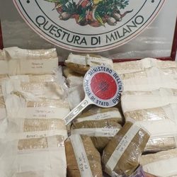 İtalya'da 3 Türk, 15 kilo saf eroinle yakalandı