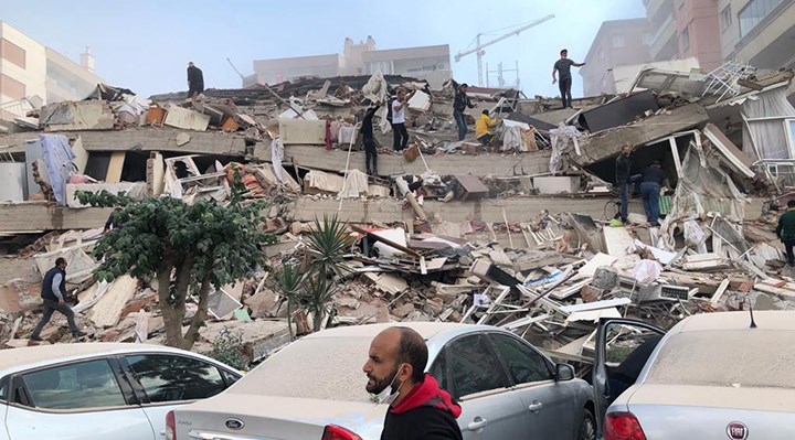 İzmir depremine ilişkin 22 kişi hakkında gözaltı kararı