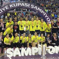 Kadınlar Türkiye Kupası’nda şampiyon Fenerbahçe oldu