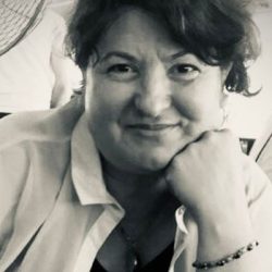 Kanser tedavisi gören gazeteci Ziynet Sertel hayatını kaybetti