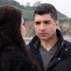 Özcan Deniz, eski eşine şiddet uyguladığı iddiasıyla hâkim karşısına çıktı