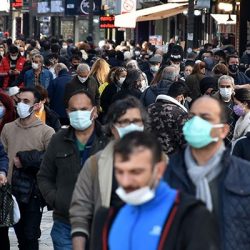 Türkiye'de günlük koronavirüs vaka sayısı bir kez daha rekor kırdı