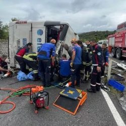 Zonguldak'ta yolcu otobüsü kaza yaptı: 3 kişi hayatını kaybetti